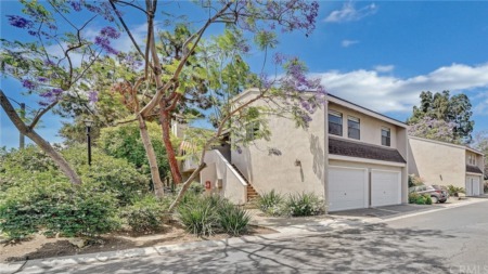 403 Brighton Costa Mesa, CA 92627
