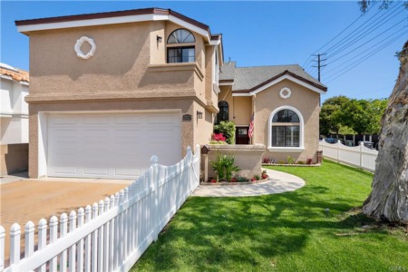 2023 Belmont Lane #UnitA Redondo Beach, CA 90278