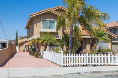 2019 Nelson Ave. #B Redondo Beach, CA 90278