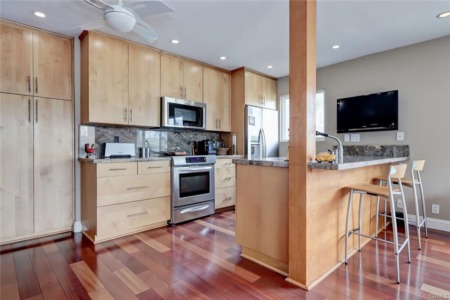 110 Termino Ave. #206 Long Beach, CA 90803