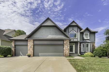 7902 W 154th St Overland Park, KS 66223