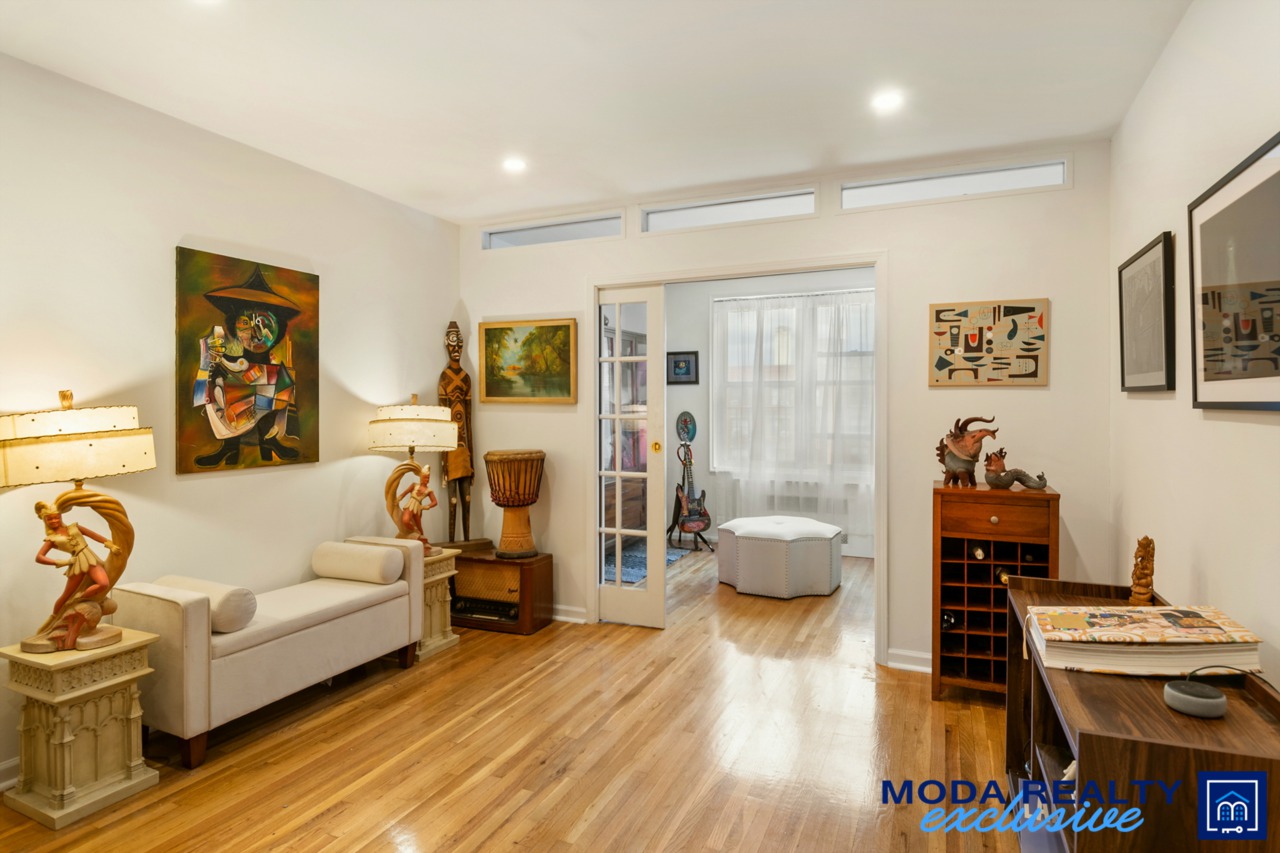 3210 Arlington Avenue #4K Bronx, NY 10463