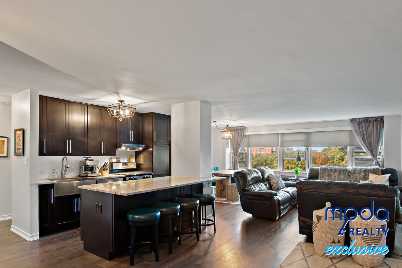 4555 Henry Hudson Parkway #603 Bronx, NY 10471
