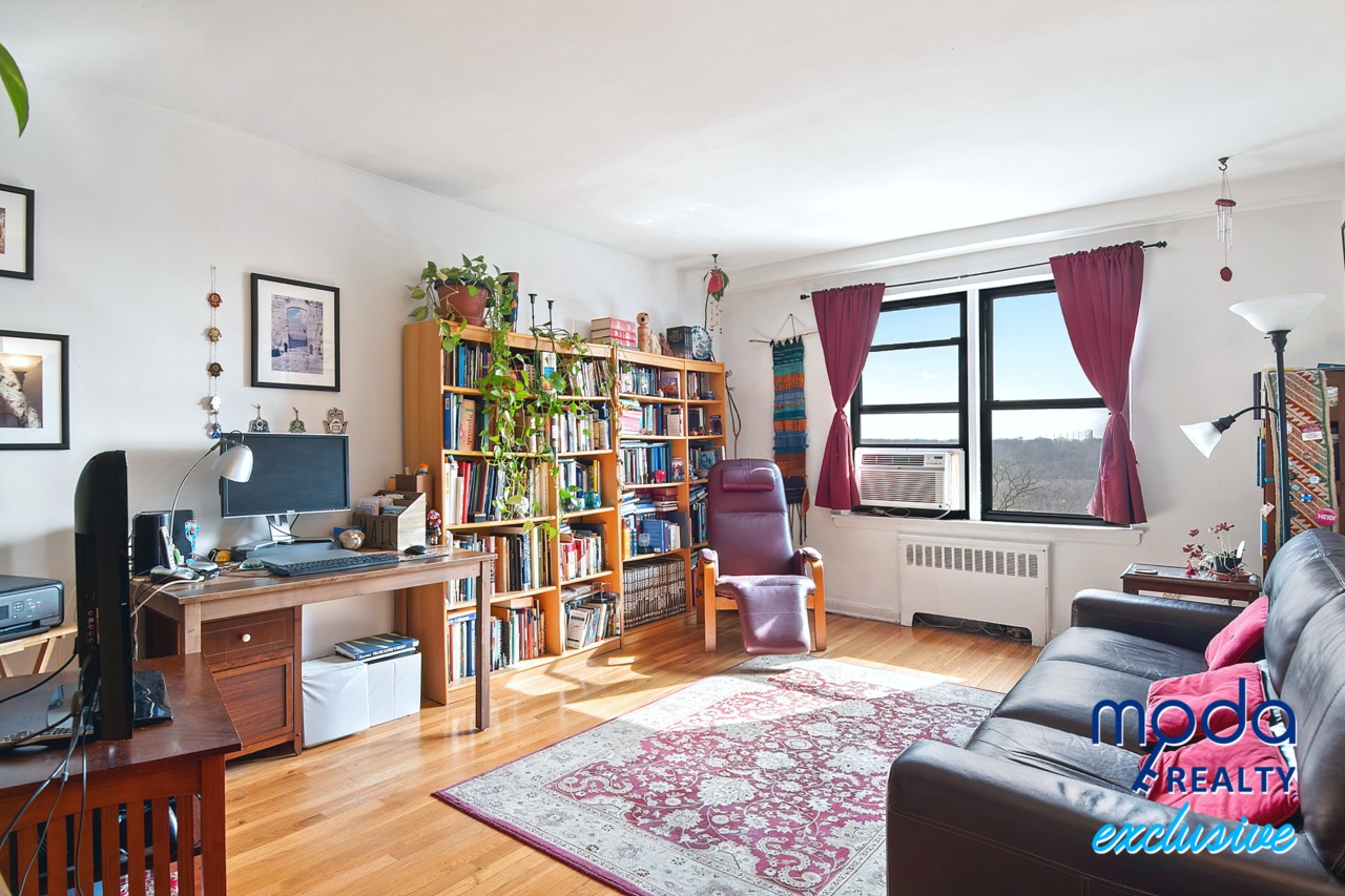 3840 Greystone Ave #5Q Bronx, NY 10463