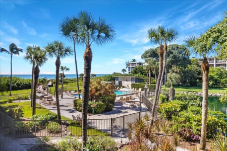 2737 W Gulf Drive #111 Sanibel, FL 33957