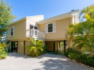 1004 Spanish Laurel Lane Sanibel, FL 33957