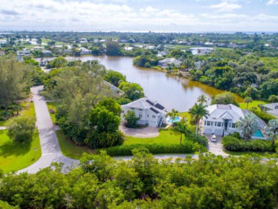 1403 Sandpiper Court Sanibel, FL 33957