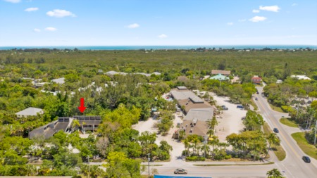 2323 Wooster Lane #2 Sanibel, FL 33957
