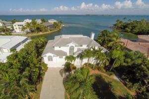 1196 Bay Drive Sanibel, FL 33957