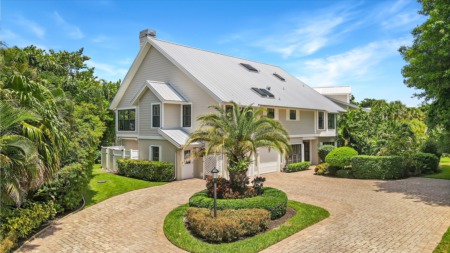 518 N Yachtsman Drive Sanibel, FL 33957