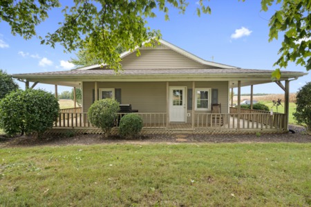 1465 Friendship Road Auburn, KY 42206