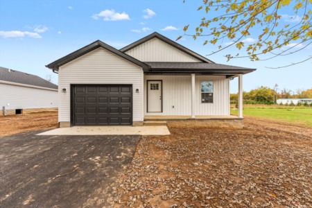 127 Garland Way Russellville, KY 42276