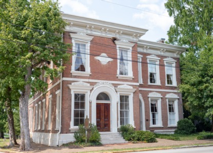 296 S Main Street Russellville, KY 42276