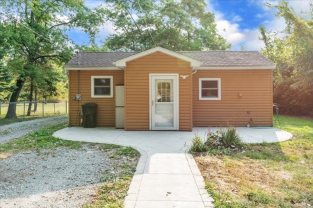 13310 Parkway Blvd Ash Twp, MI 48117