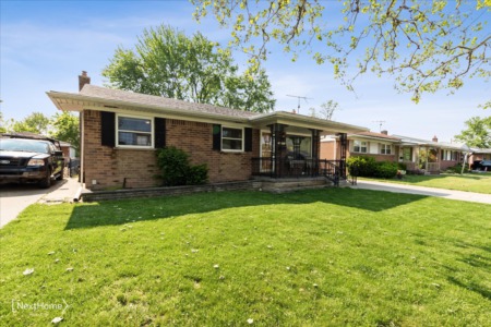 3330 Richmond Ave Lincoln Park, MI 48146