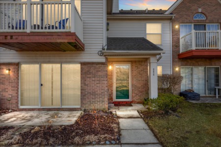 42818 Patty Lane #84 Van Buren Twp, MI 48111