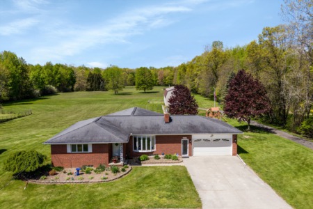 21512 Dickinson Rd Huron Twp, MI 48164