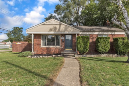 33394 Florence St Garden City, MI 48135