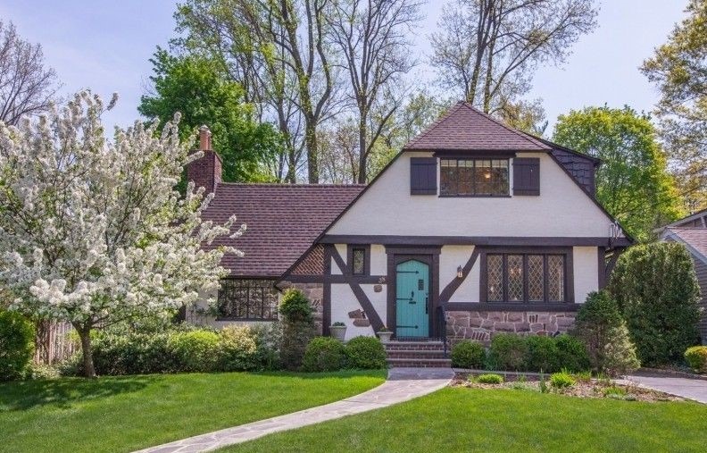 38 Meadowbrook Road Millburn, NJ 07078 | The Maggee Miggins Group Photo 1