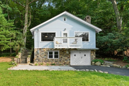 27 Old Woodland Trl Jefferson Twp., NJ 07438