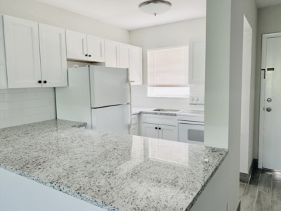 1113 Lake Terrace #107 Boynton Beach, FL 33426