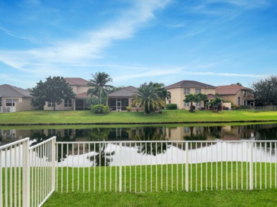 5558 Via De La Plata Cir Delray Beach, FL 33484