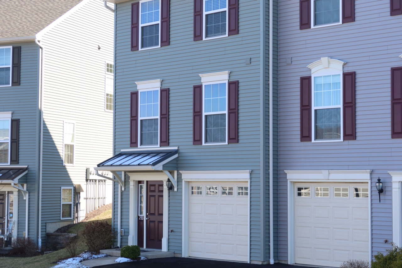 253 Kestrel Ln Boalsburg, PA 16827