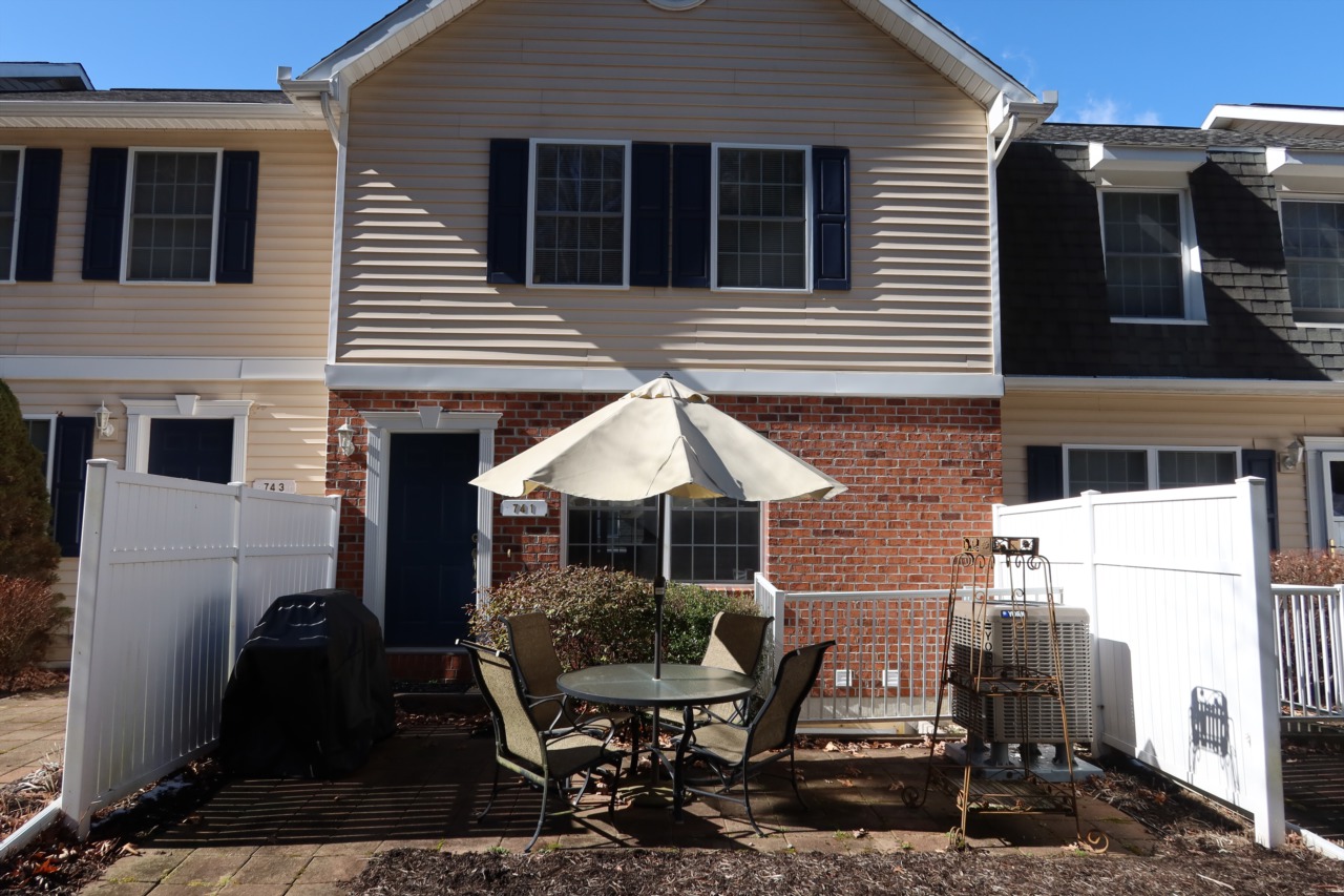 741 Oakwood Ave State College, PA 16803 home for sale KBB