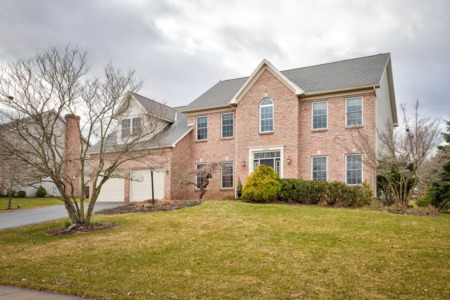 1316 N Foxpointe Dr State College, PA 16803