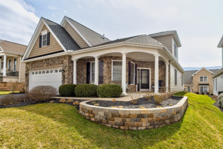 253 Beacon Circle Boalsburg, PA 16827
