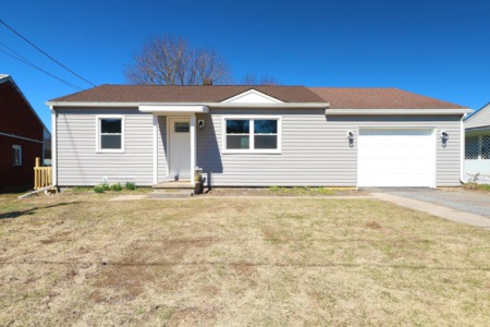 237 Whitman Ave Pleasant Gap, PA 16823