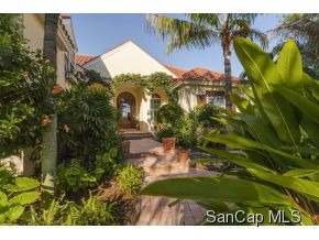 1429 Sandlering Circle Sanibel, FL 33957