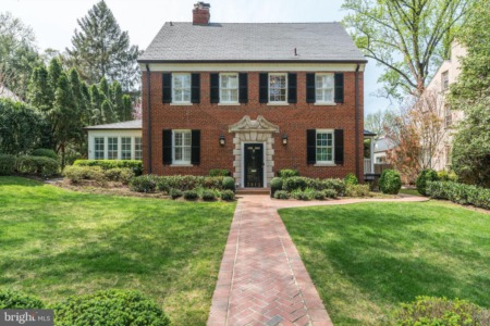 3812 48th St NW Washington, DC 20016