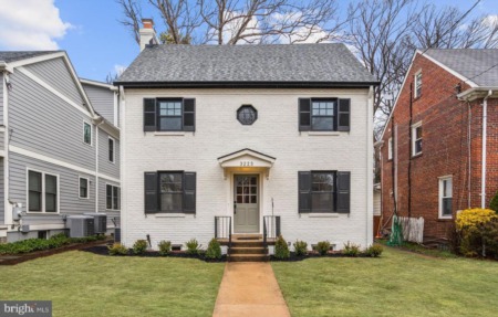 3223 Quesada St NW Washington, DC 20015