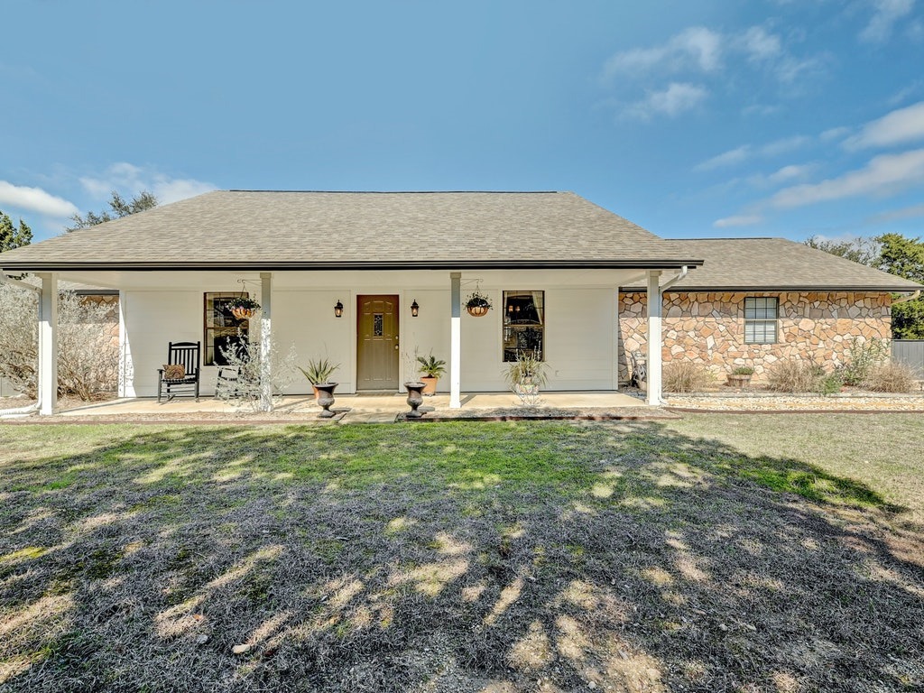 10927 W Cave BLVD, Dripping Springs, TX 78620 MLS 10927WCaveCRG West Cave Estate Sec 1 home