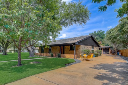 4805 Woodside Dr Austin, TX 78735