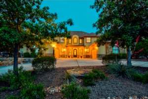 124 Burgess Lane Austin, TX 78738