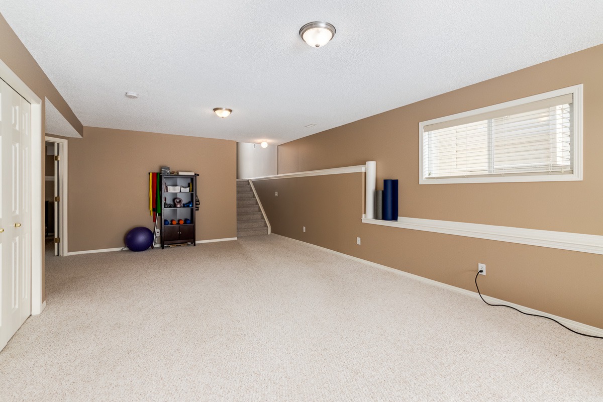 327 Shannon Square SWCalgary Real EstateShawnessy Homes for Sale