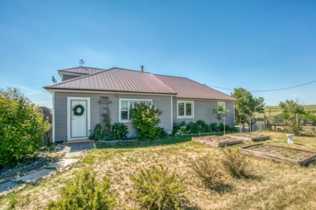 240042 Range Road 225 Rural Wheatland County, AB T1P 1J6