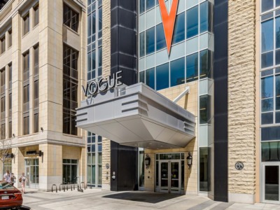 930 6 Avenue SW #2806 Calgary, AB T2P 1J5