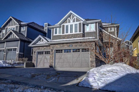 75 Aspen Dale Way SW Calgary, AB T3H 0S1