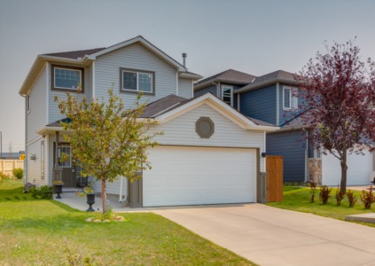 197 Martinvalley Road NE Calgary, AB T3J 4L6