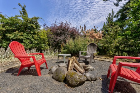 3378 SW Carolina St Portland, OR 97239