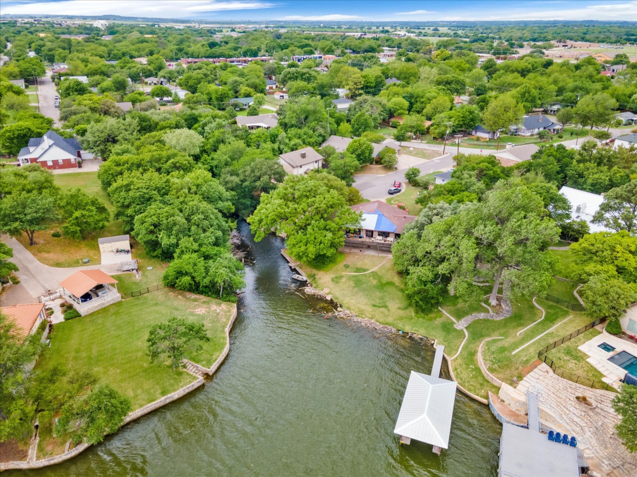 410 Olson Court Granbury, TX 76048