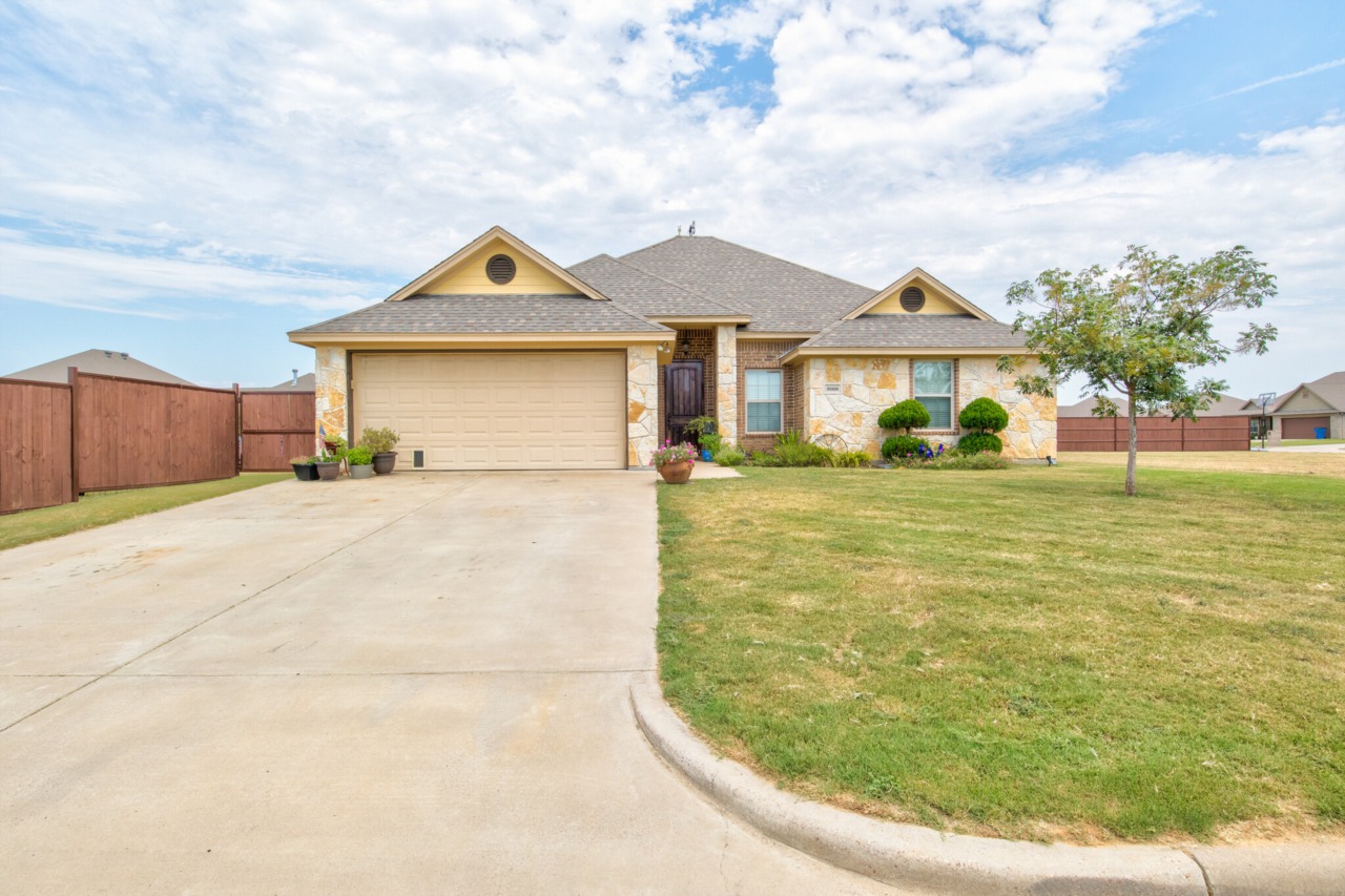 9168 Parkview Circle Tolar, TX 76476