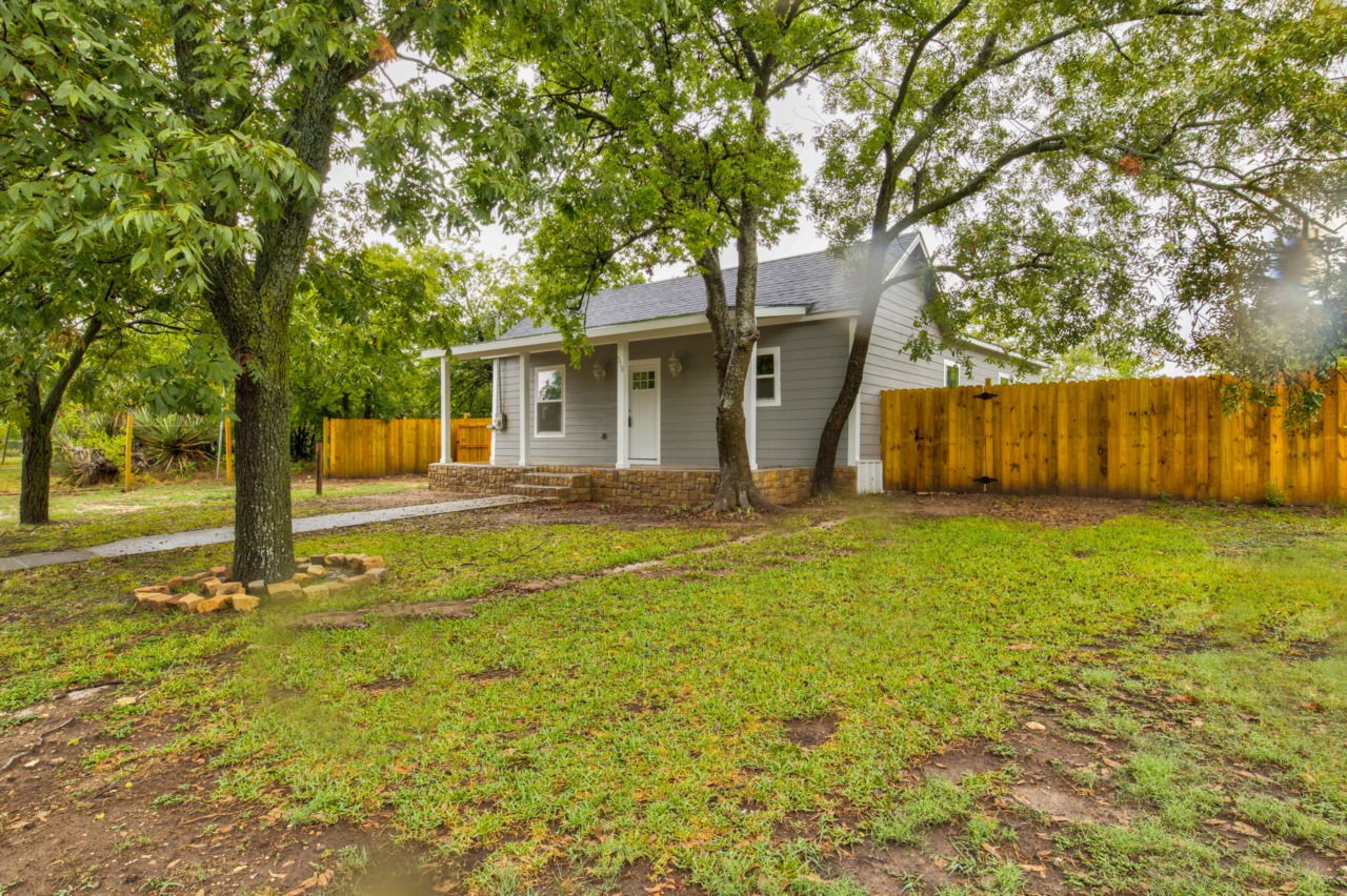 318 Hurt Street Dublin, TX 76446