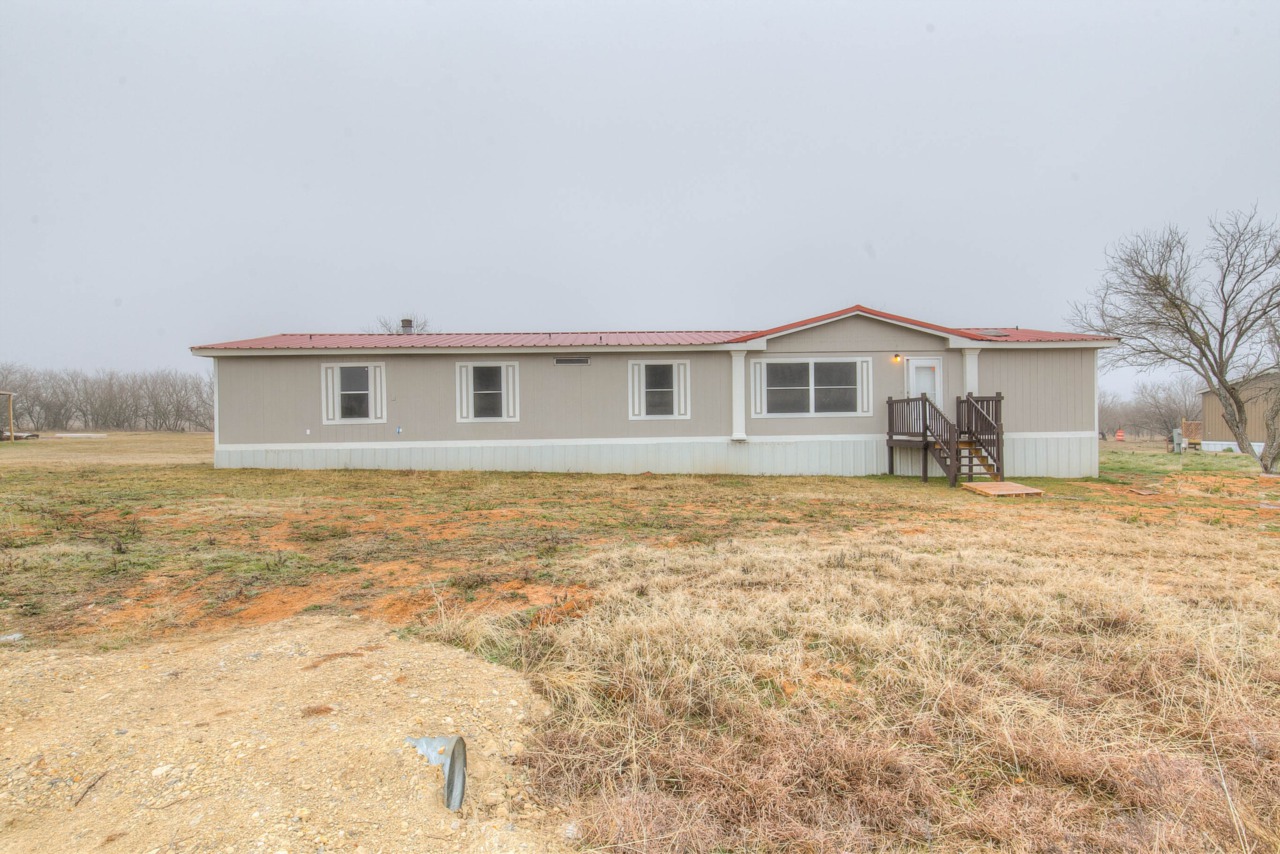165 Mustang Drive Stephenville, TX 76401