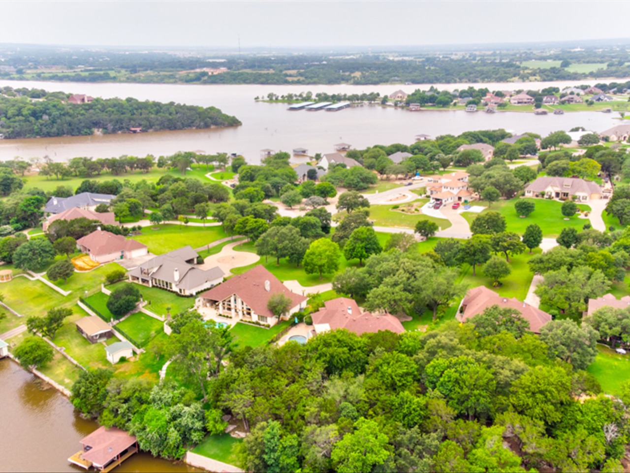 1915 Green Wing Drive Granbury, TX 76049