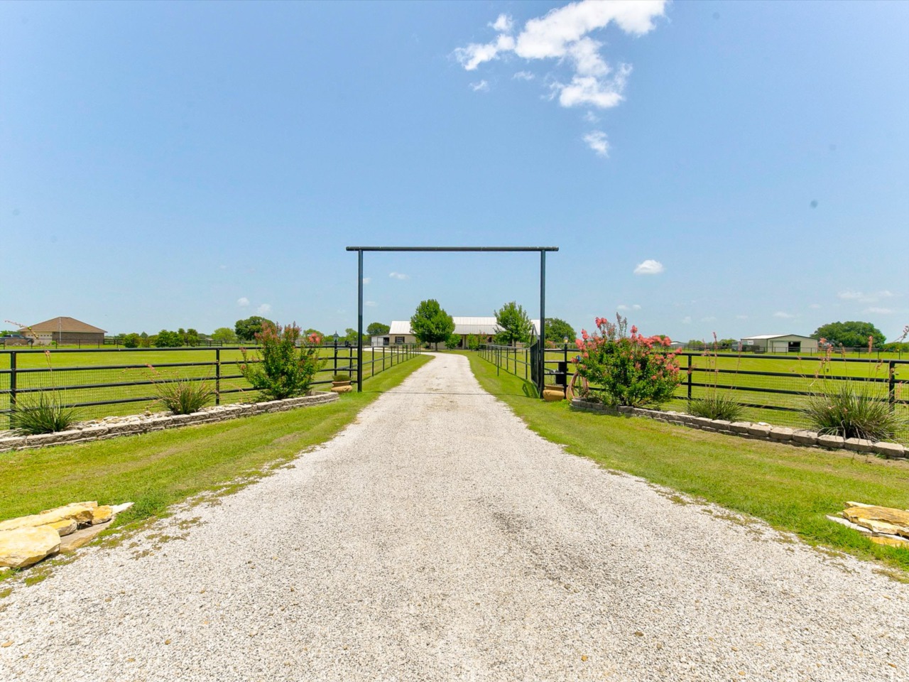 1813 Teller Bell Lane Granbury TX Elevate Realty Group Granbury 14623839