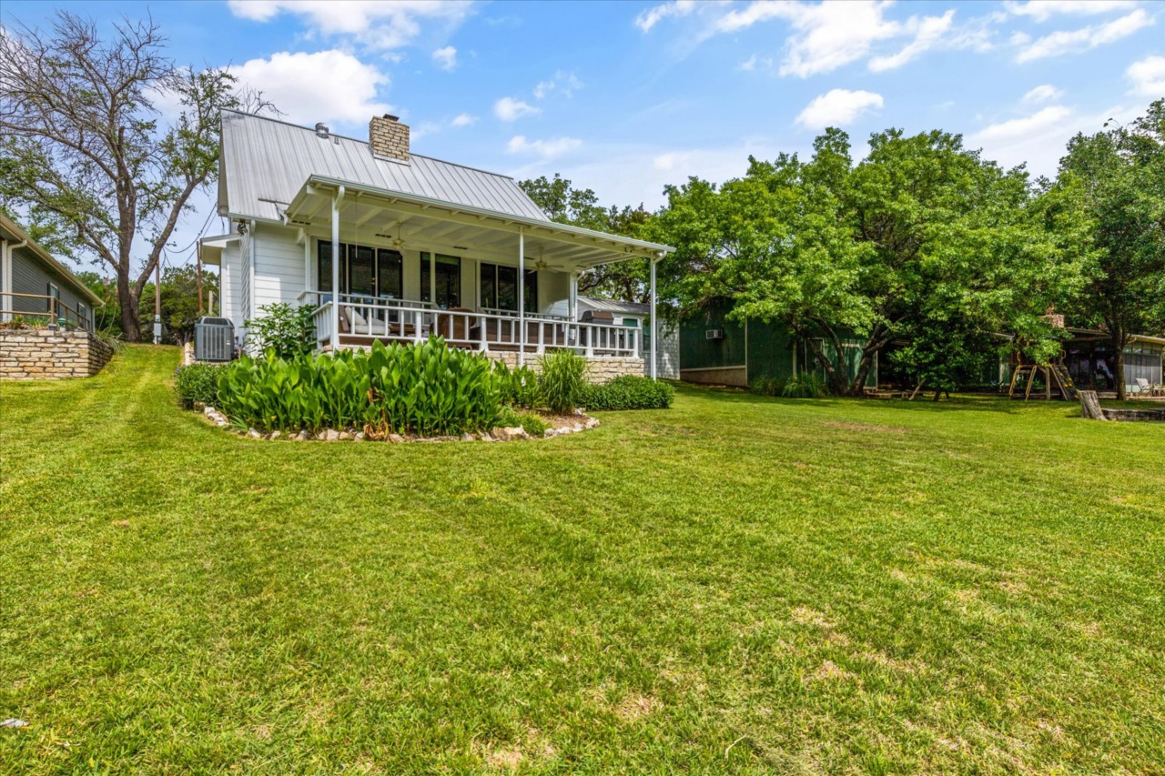 1221 Comanche Cove Drive Granbury TX Elevate Realty Group Granbury